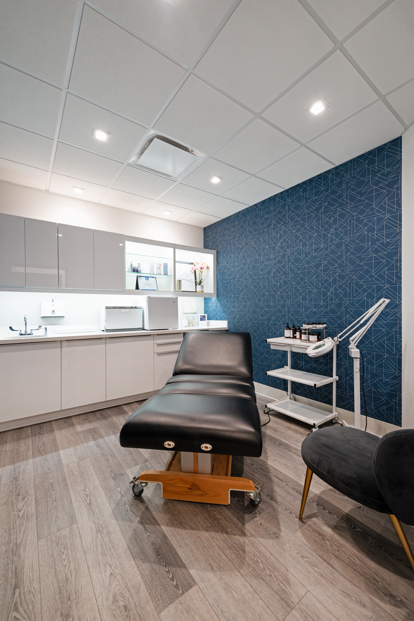 North Phoenix medspa is located at 21001 N. Tatum Blvd, Suite 18-1020