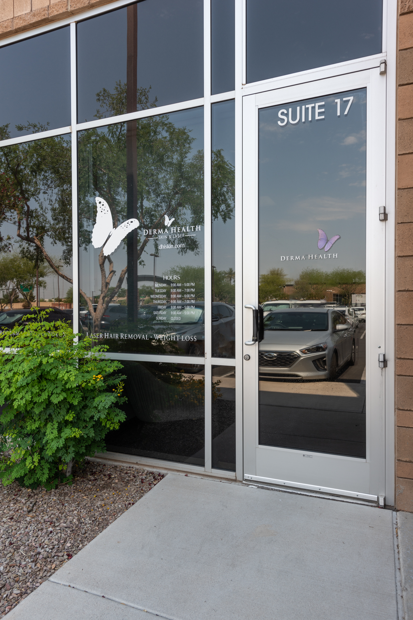 Chandler medspa is located at 2905 W. Warner Rd, Suite 17, inside the Price Warner Medical Plaza, just off Loop 101 and Warner Road.