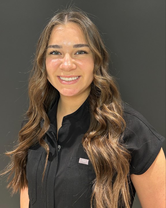 Janae, Front Desk Admin